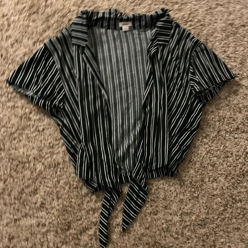Garage cropped short sleeve tie waist button down